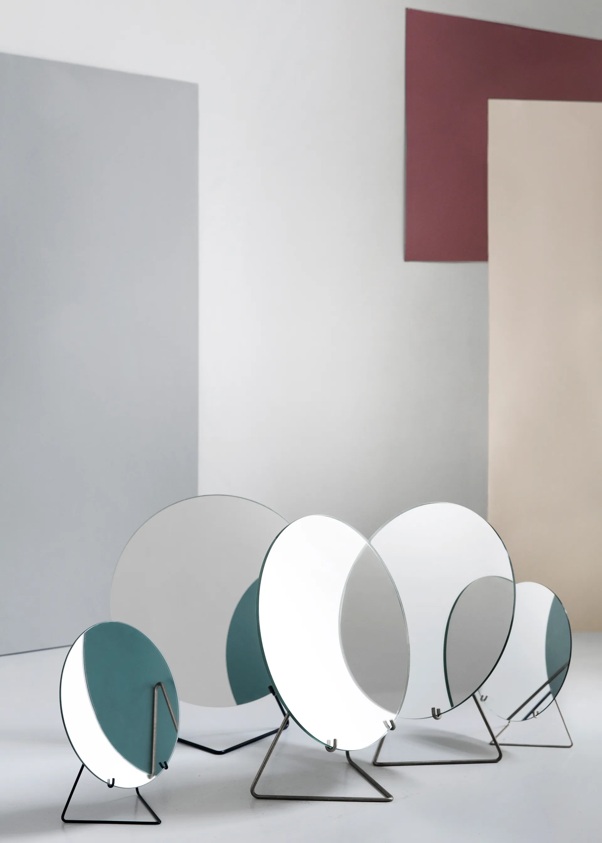 Lattiapeili Ø 30 cm, Black MOEBE