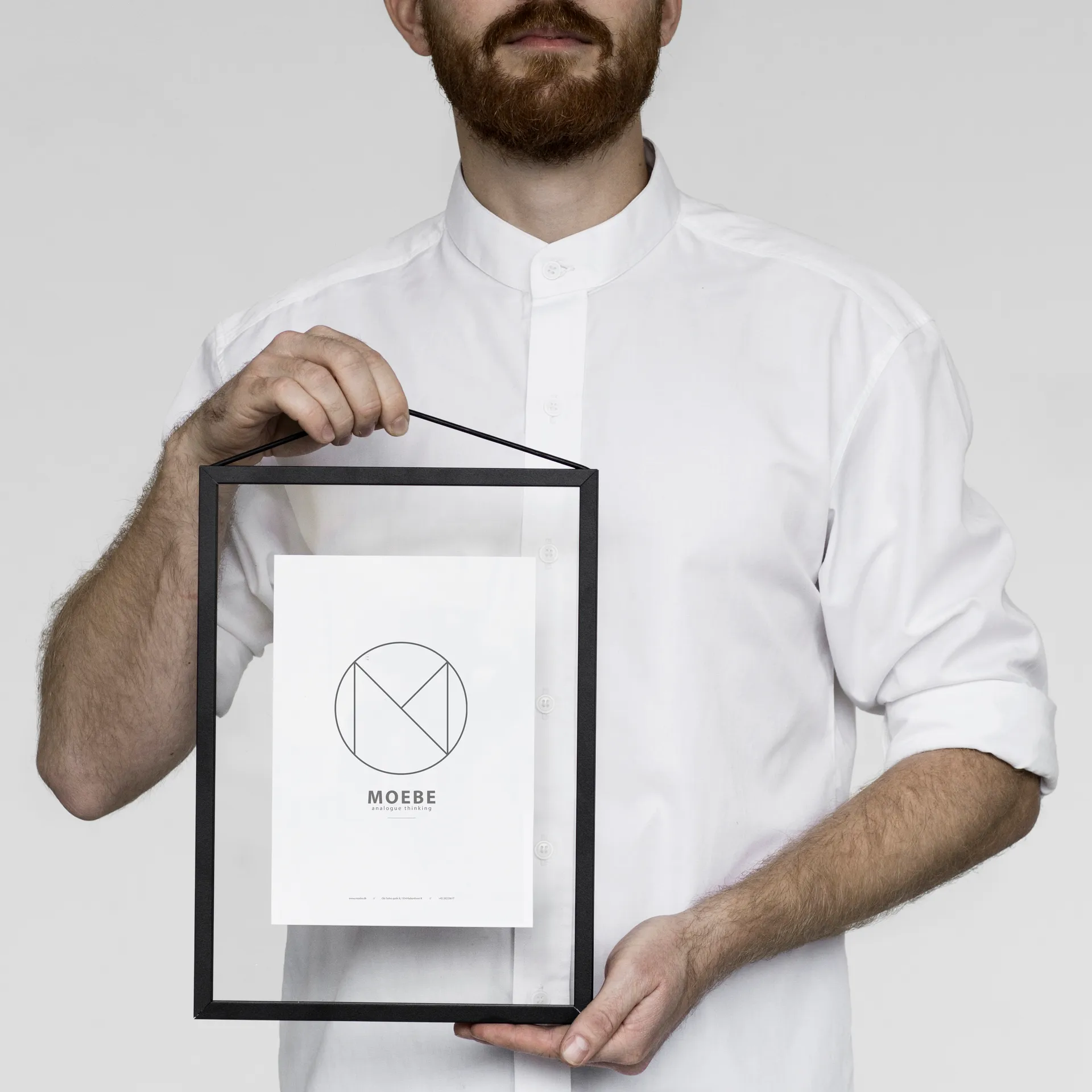 Moebe Frame A4 23x31,7 cm, Musta MOEBE