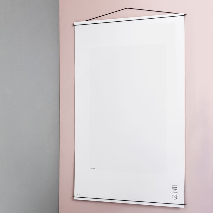 Moebe julisteripustin 70 x 100 cm, Musta MOEBE