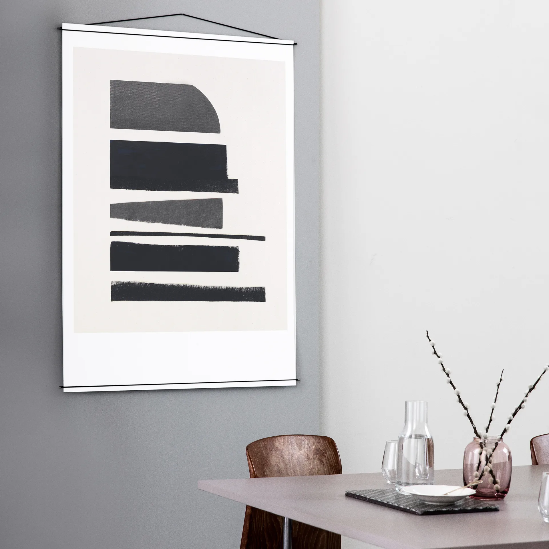 Moebe julisteripustin 70 x 100 cm, Musta MOEBE