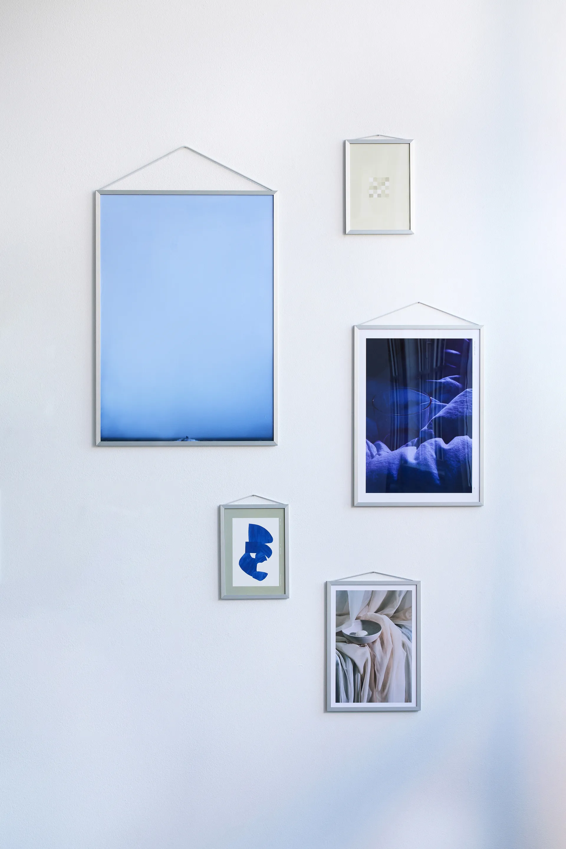 Moebe kehys A4 22,6 x 31,3 cm, Harjattu alumiini MOEBE