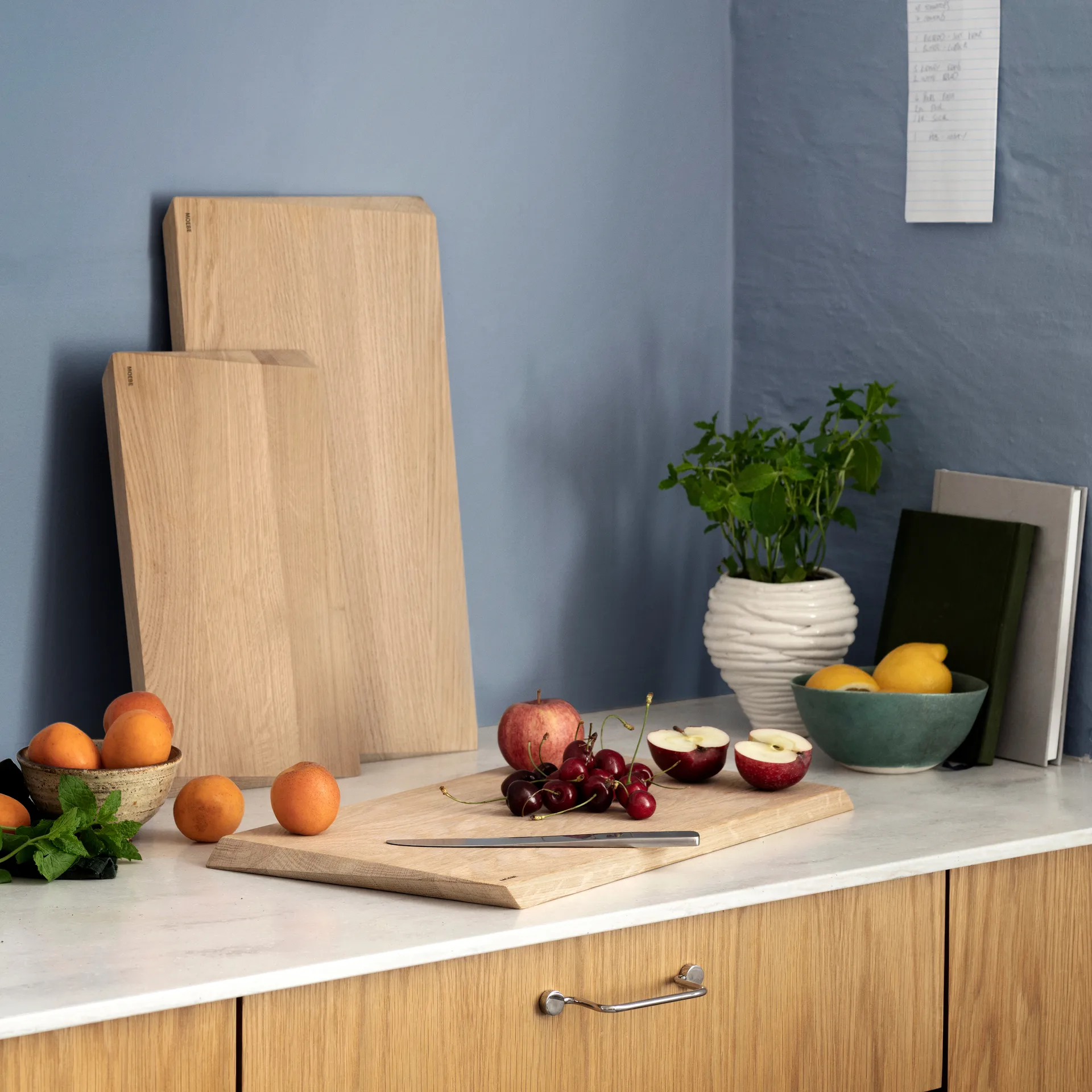 Moebe leikkuulauta iso 24,7x44 cm, Beige MOEBE