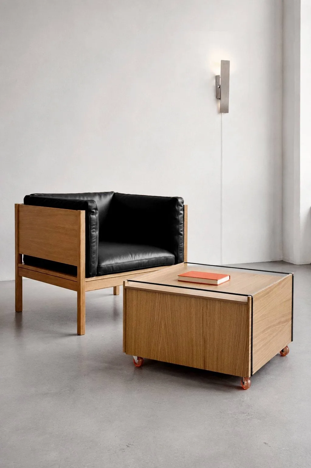 Moebe Storage Chest sohvapöytä säilytystilalla, Öljytty tammi-musta, 60x61x38.2 cm MOEBE