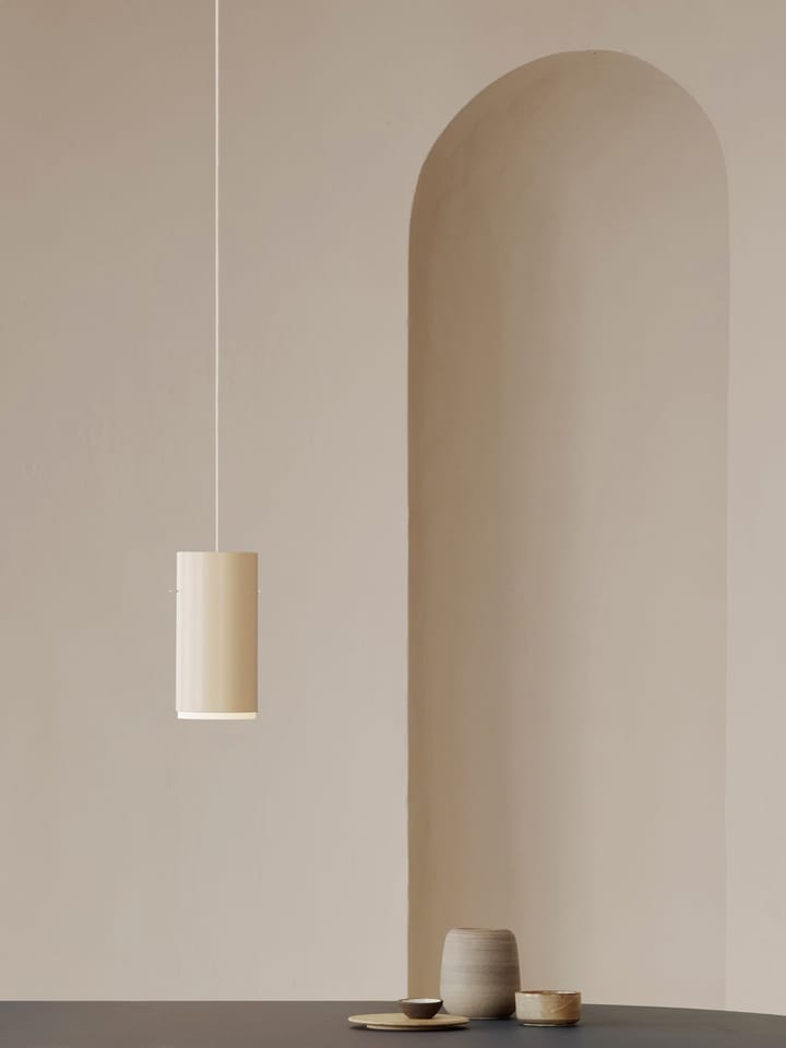Moebe Tube -riippuvalaisin large Ø 14 cm, Beige MOEBE