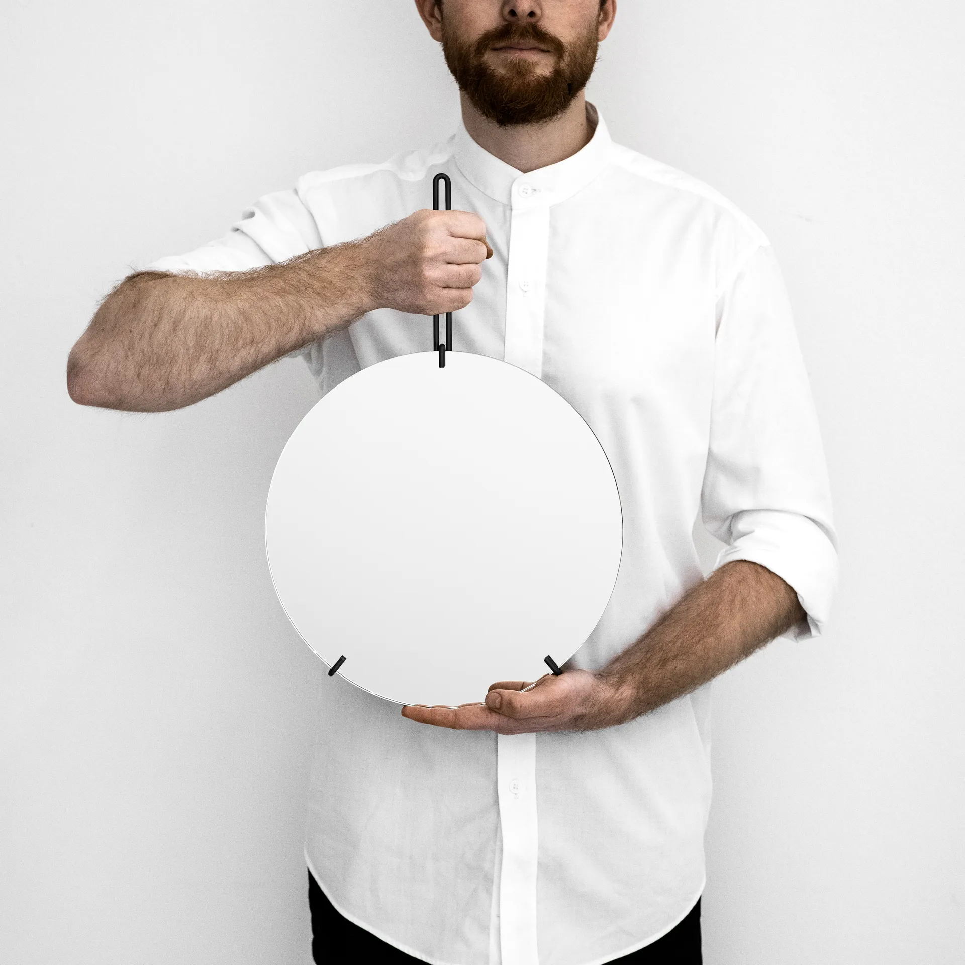 Moebe Wall mirror Ø 30 cm, Musta MOEBE