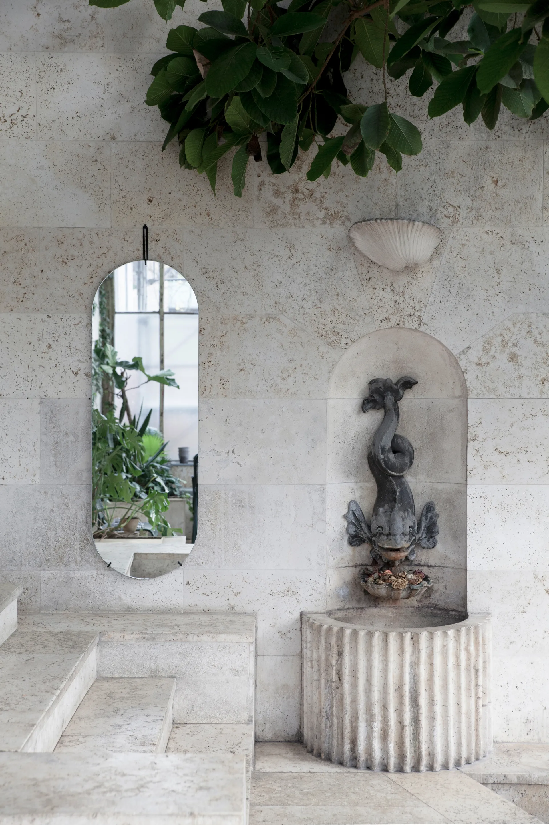 Seinäpeili 40,4 x 146,9 cm, Black MOEBE