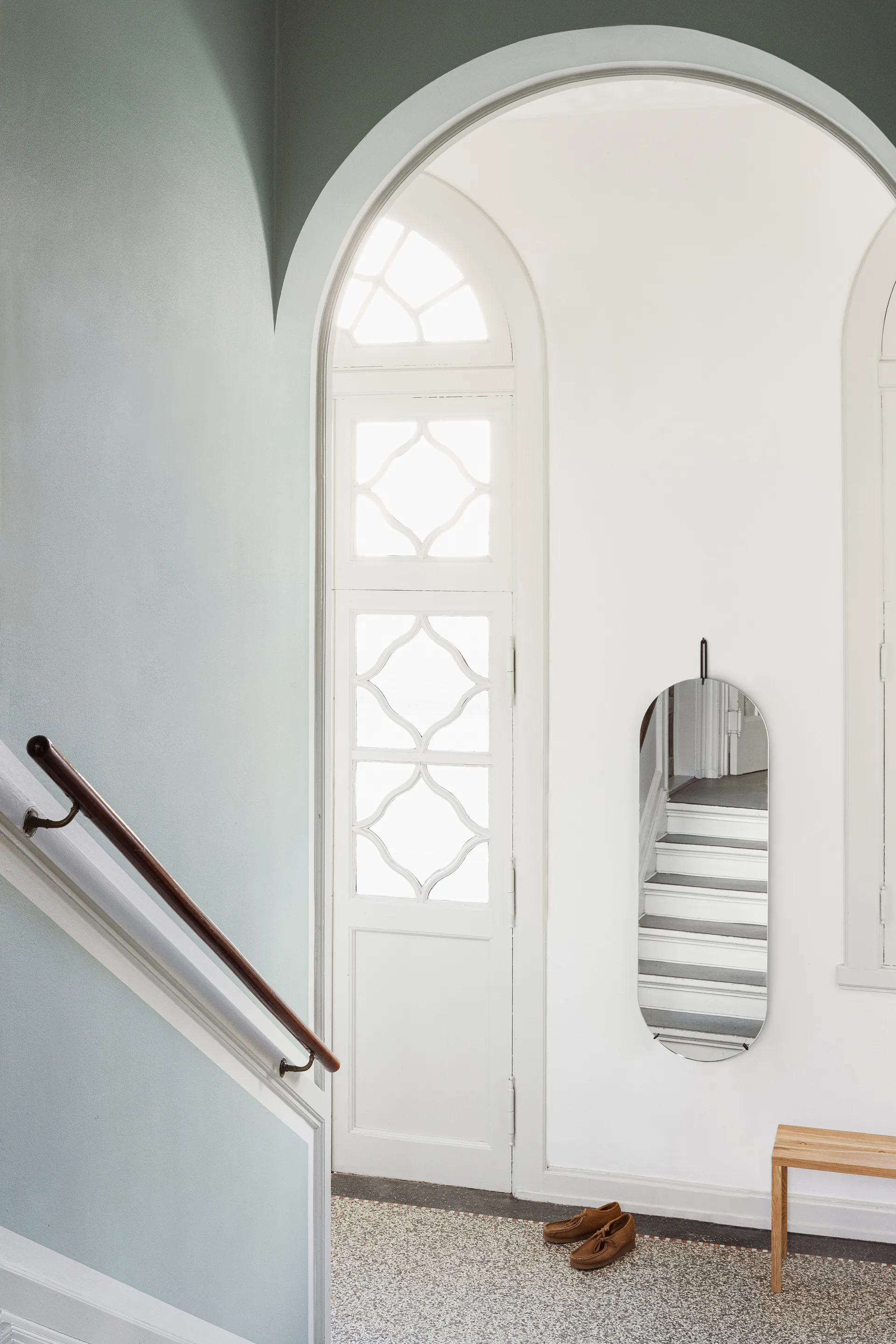 Seinäpeili 40,4 x 146,9 cm, Black MOEBE