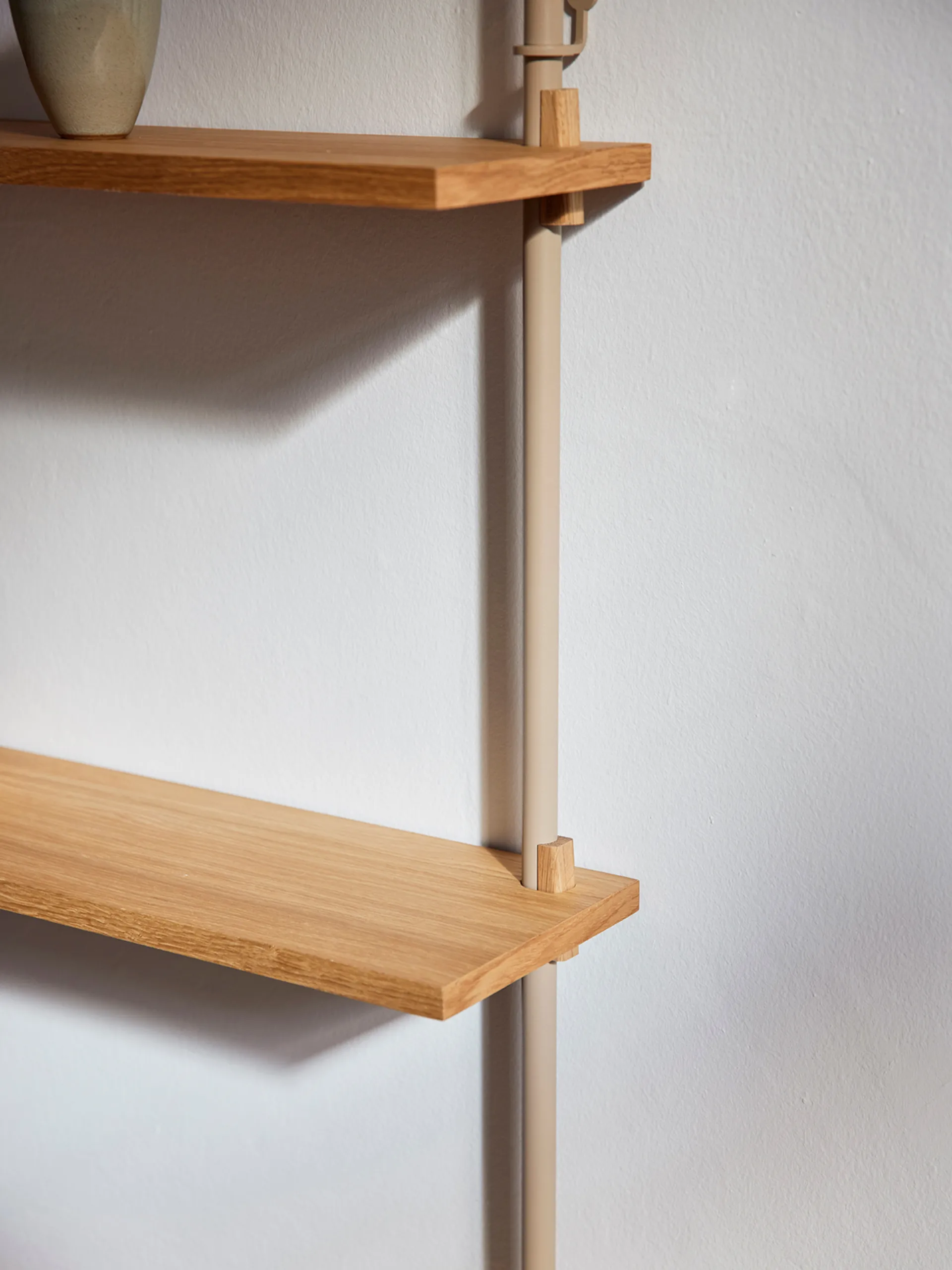 Wall Shelving seinähylly, Savustettu tammi-warm grey, 92×115×17,5 cm, WS.115.1 MOEBE