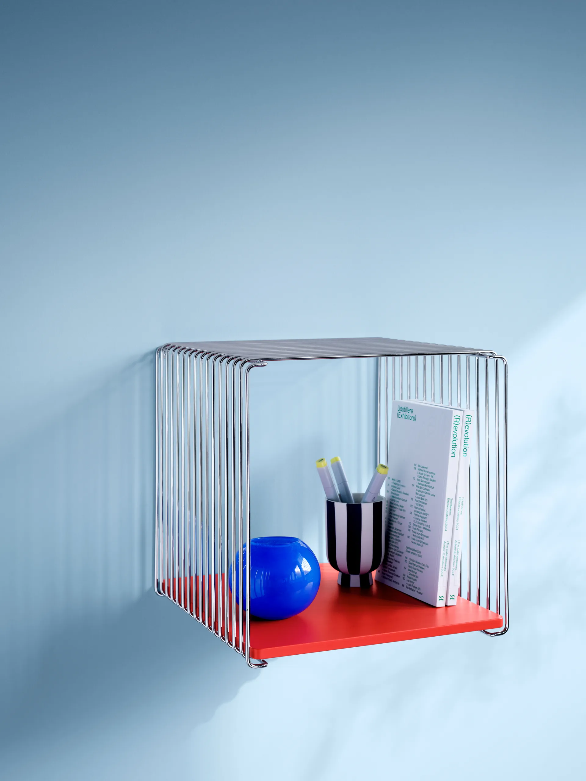 Panton Wire Single hylly 34,8x34,8x25,7 cm, Chrome Montana