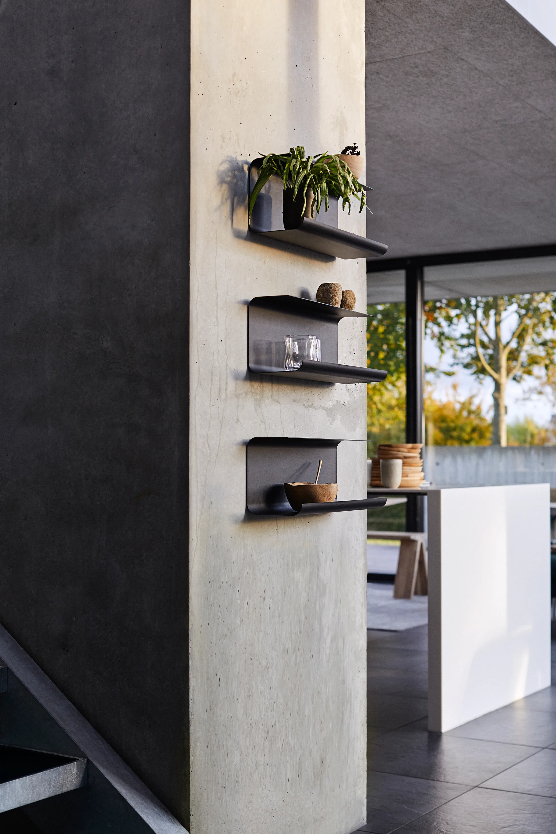 Dublin hylly 45 cm, Musta MUUBS