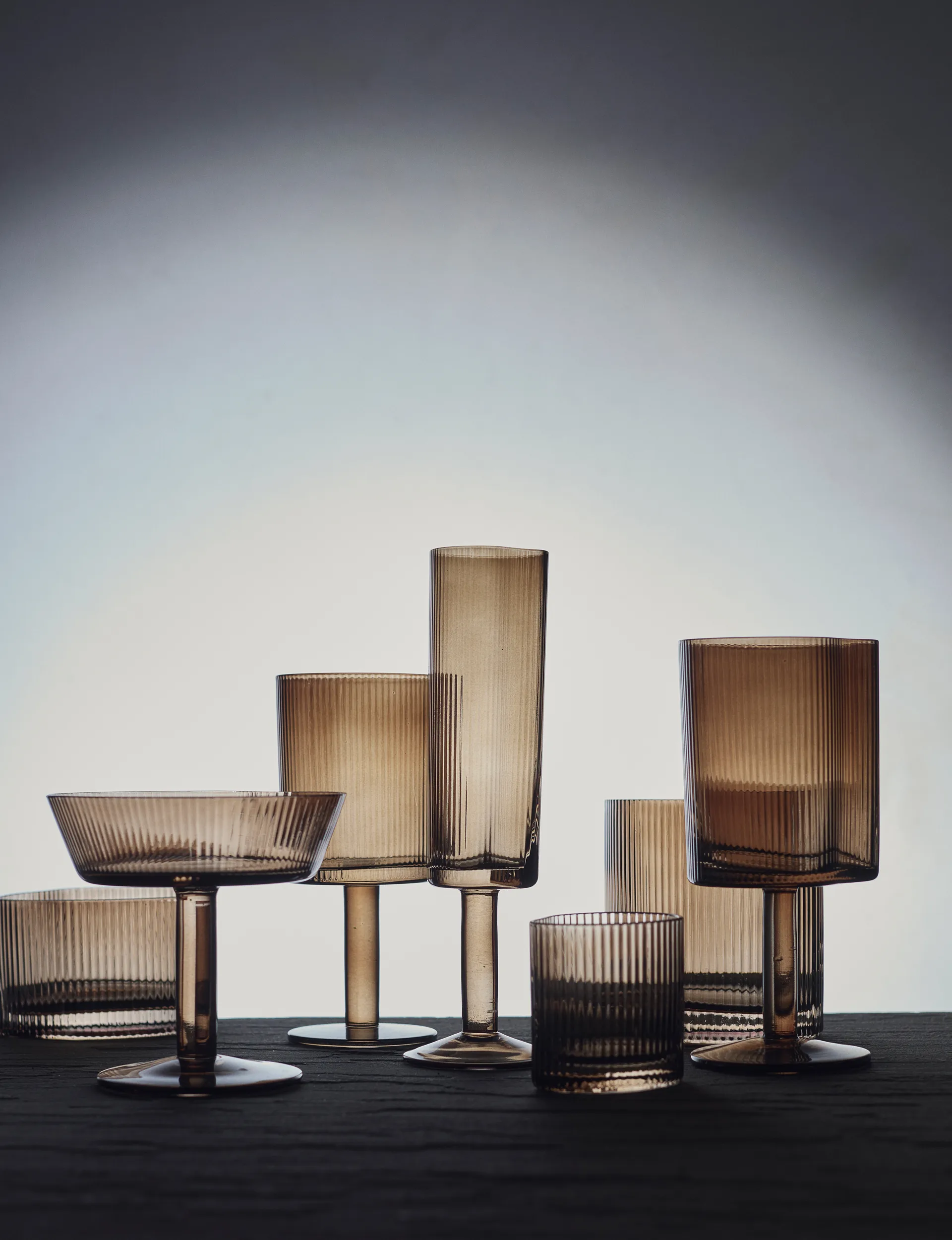 Ripe juomalasi matala 20 cl, Savunruskea MUUBS