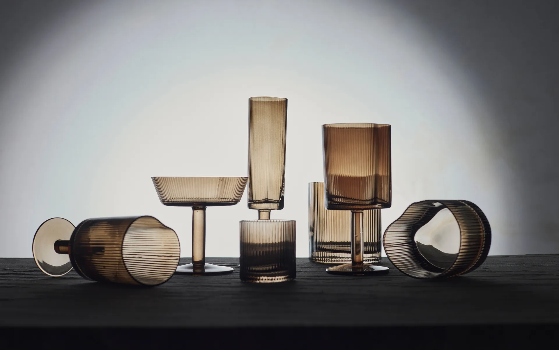 Ripe valkoviinilasi 21 cl, Savunruskea MUUBS