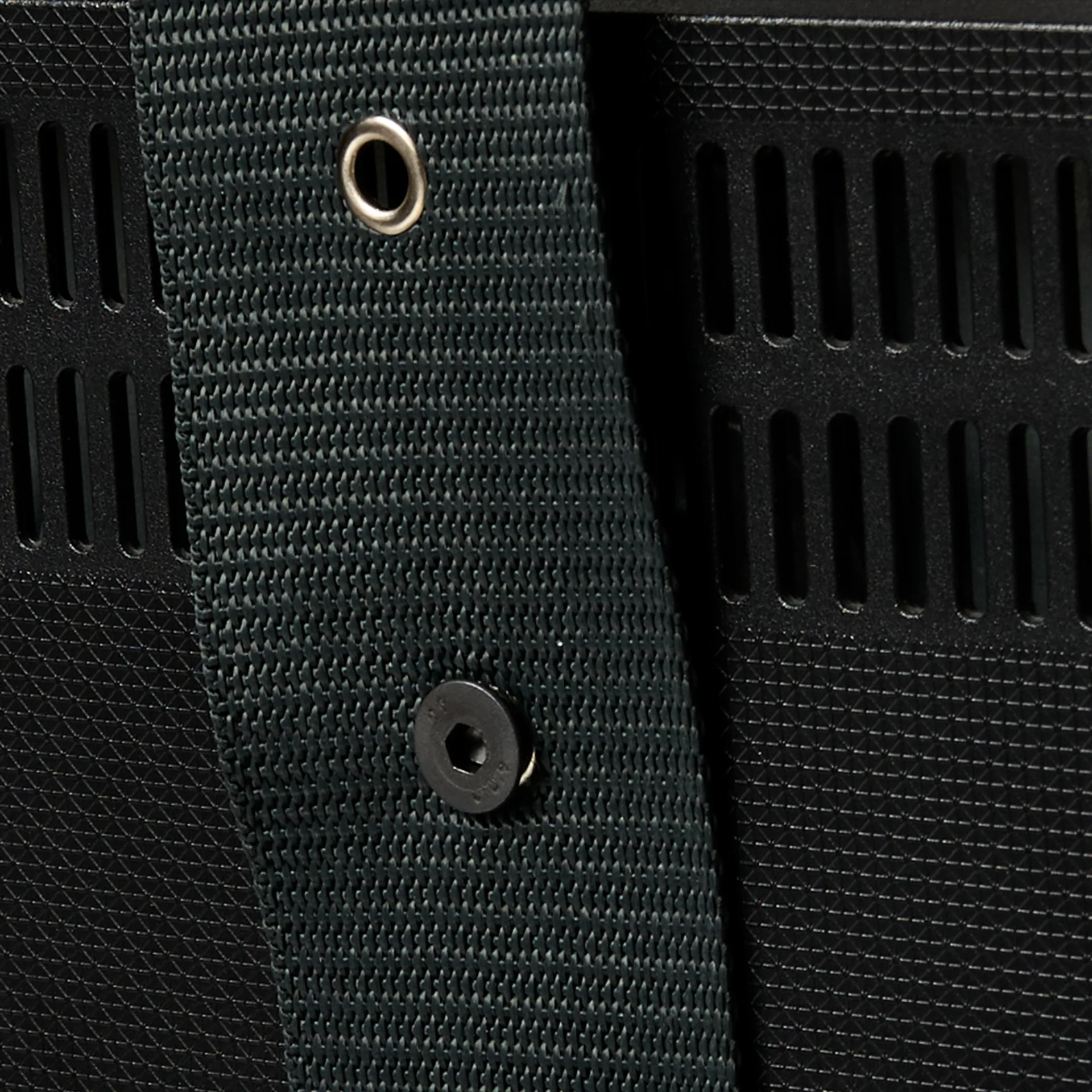 Tenji tv-taso, Musta MUUBS