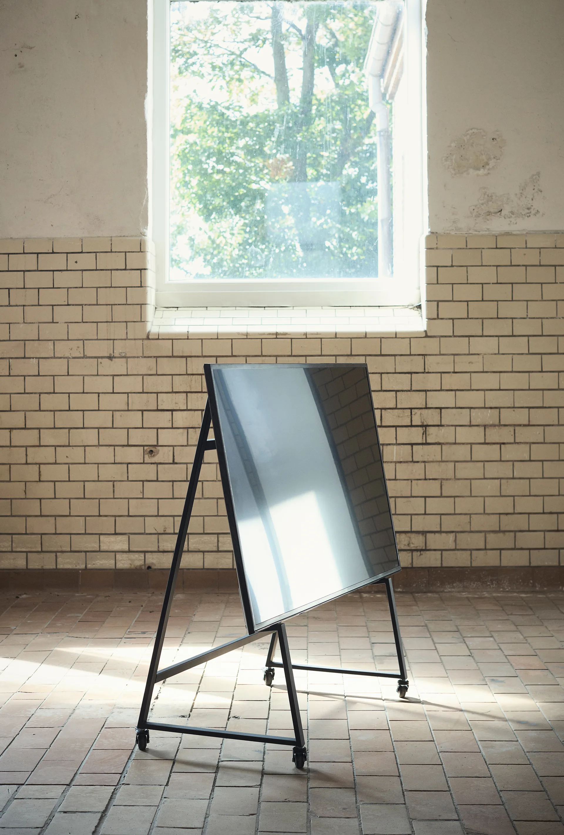 Tenji tv-taso, Musta MUUBS