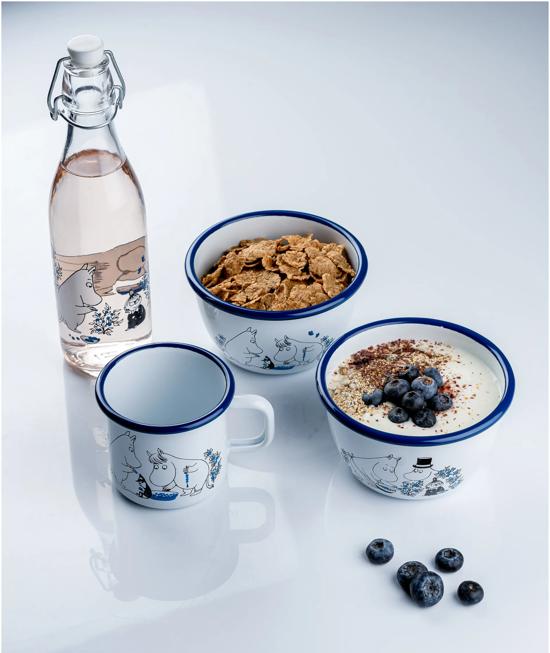 Blueberries emalikulho 60 cl, Valkoinen Muurla