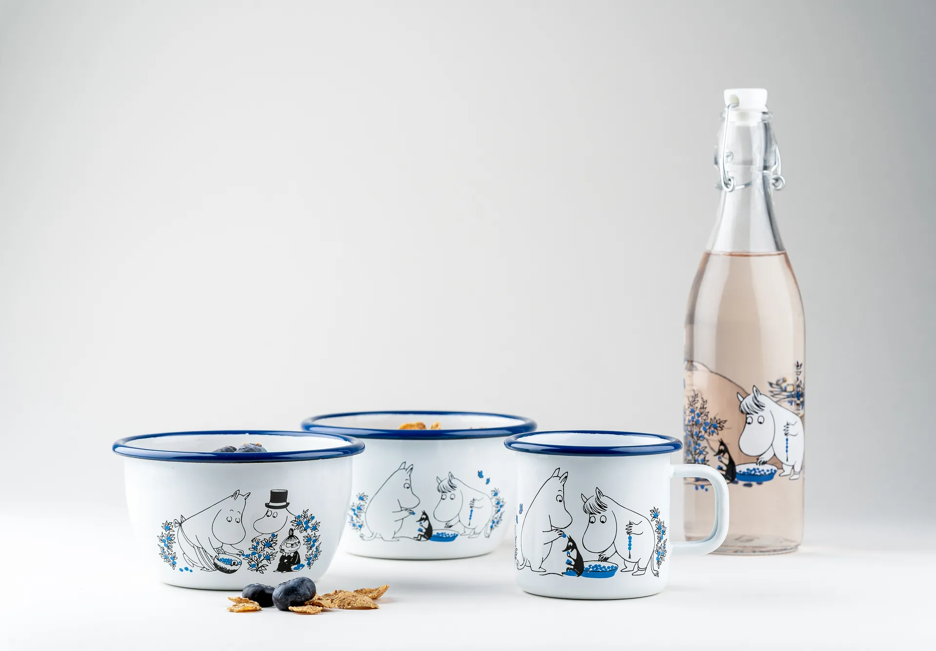 Blueberries emalikulho 60 cl, Valkoinen Muurla
