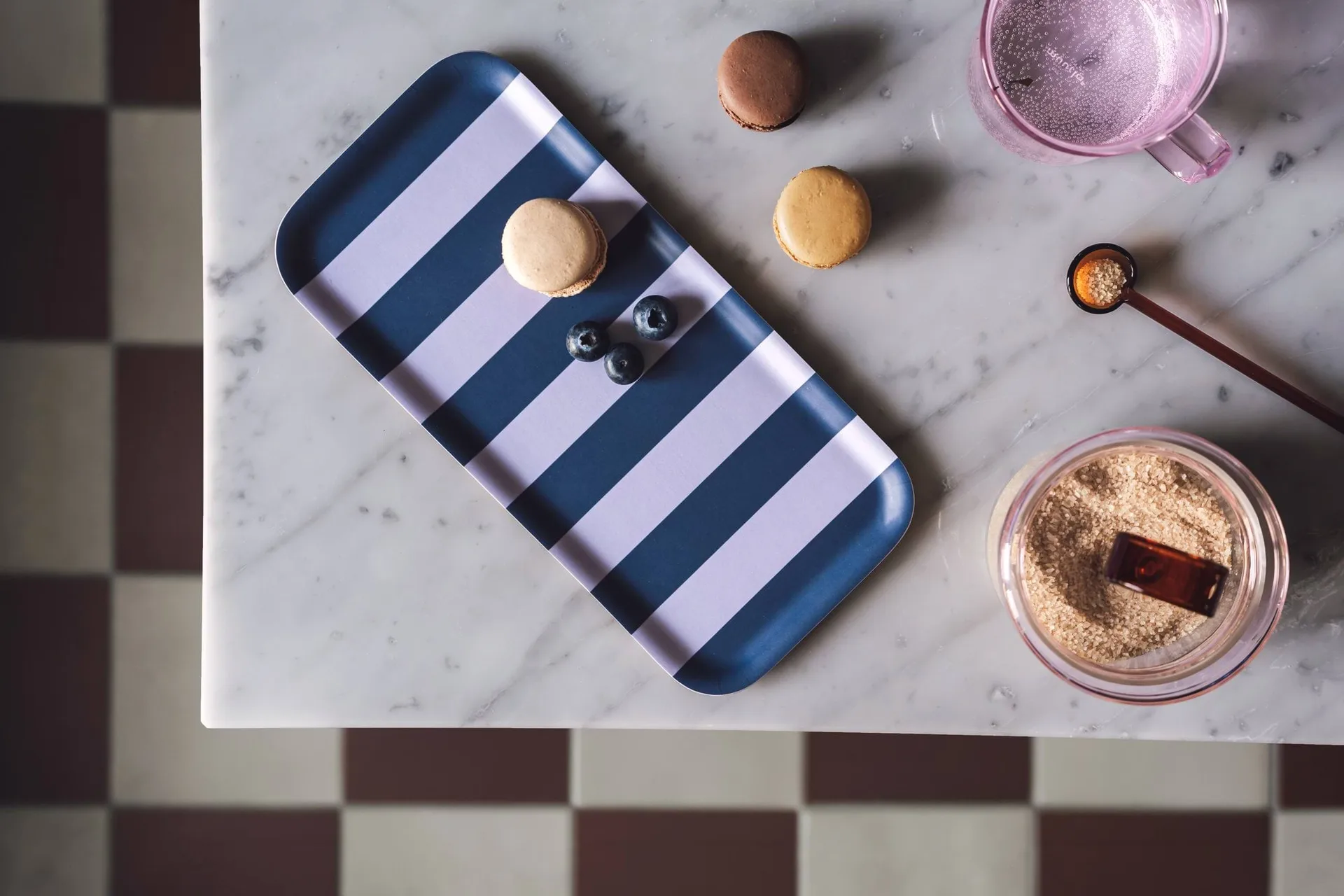 Checks & Stripes -tarjotin 13 x 27 cm, Lilac-blue Muurla