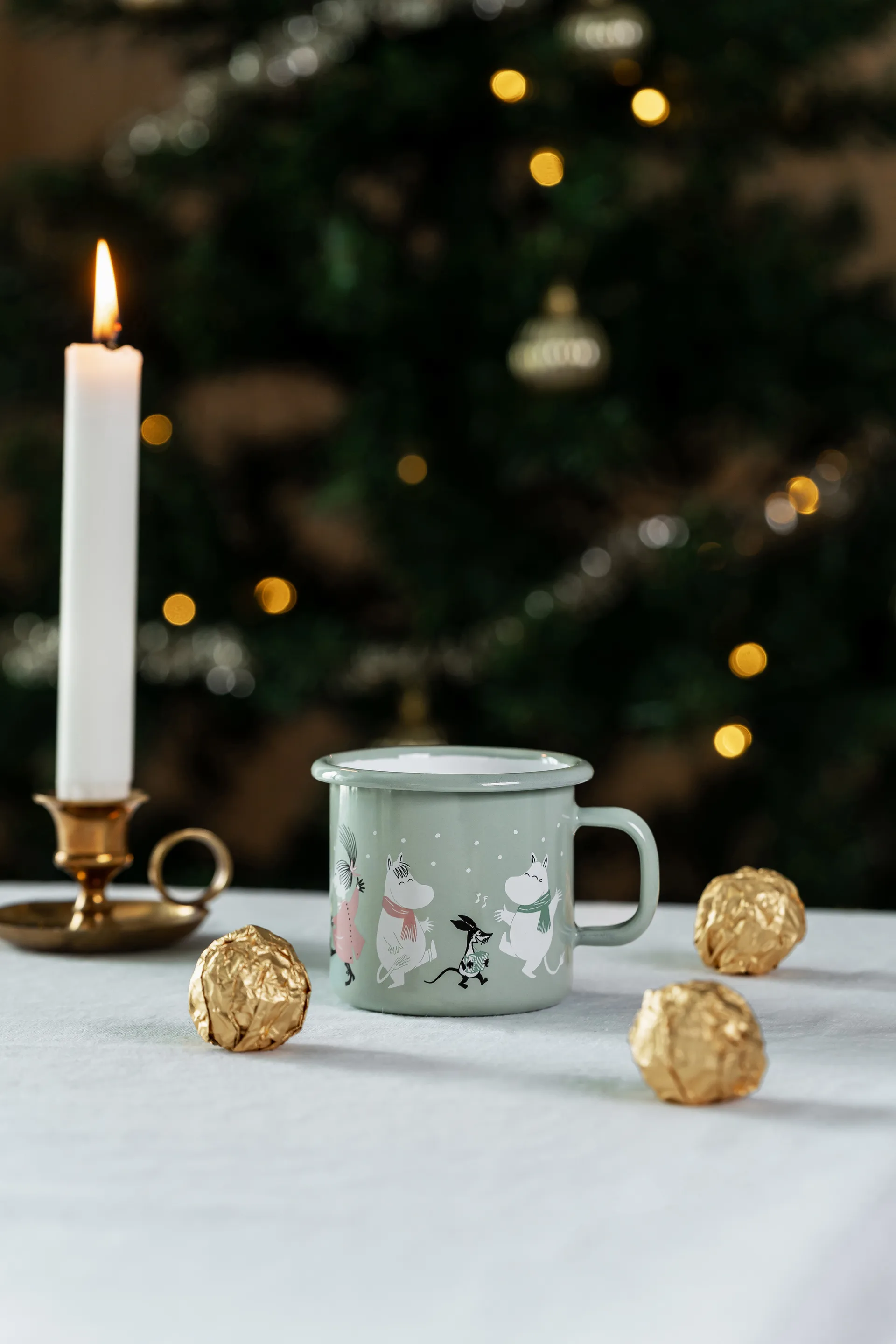 Moomin emalimuki 25 cl, Festive spirits Muurla