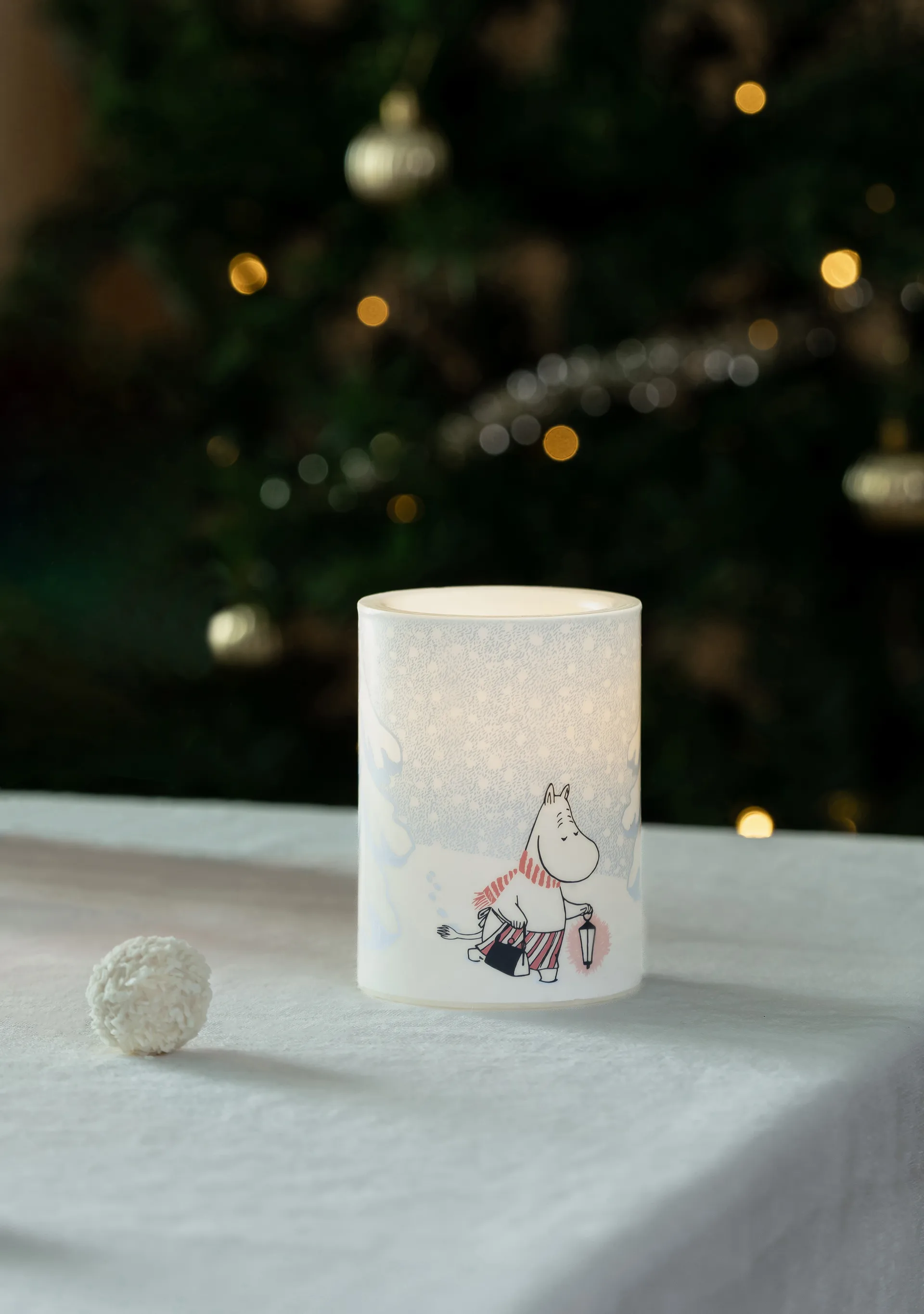 Moomin LED-pöytäkynttilä 10 cm, Let it snow Muurla