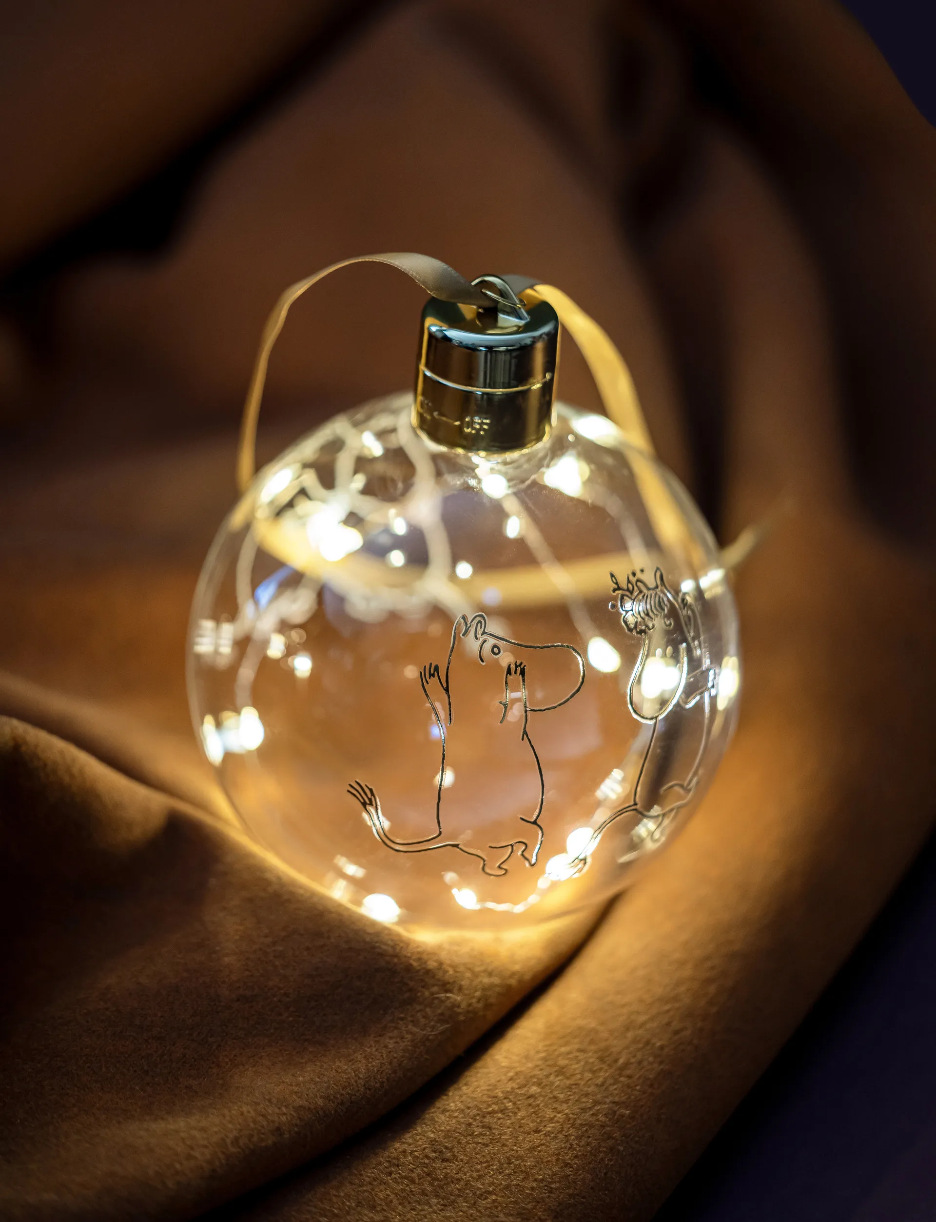 Mumin 80 joulukuulakoriste LED-lampulla Ø11 cm, Kirkas Muurla