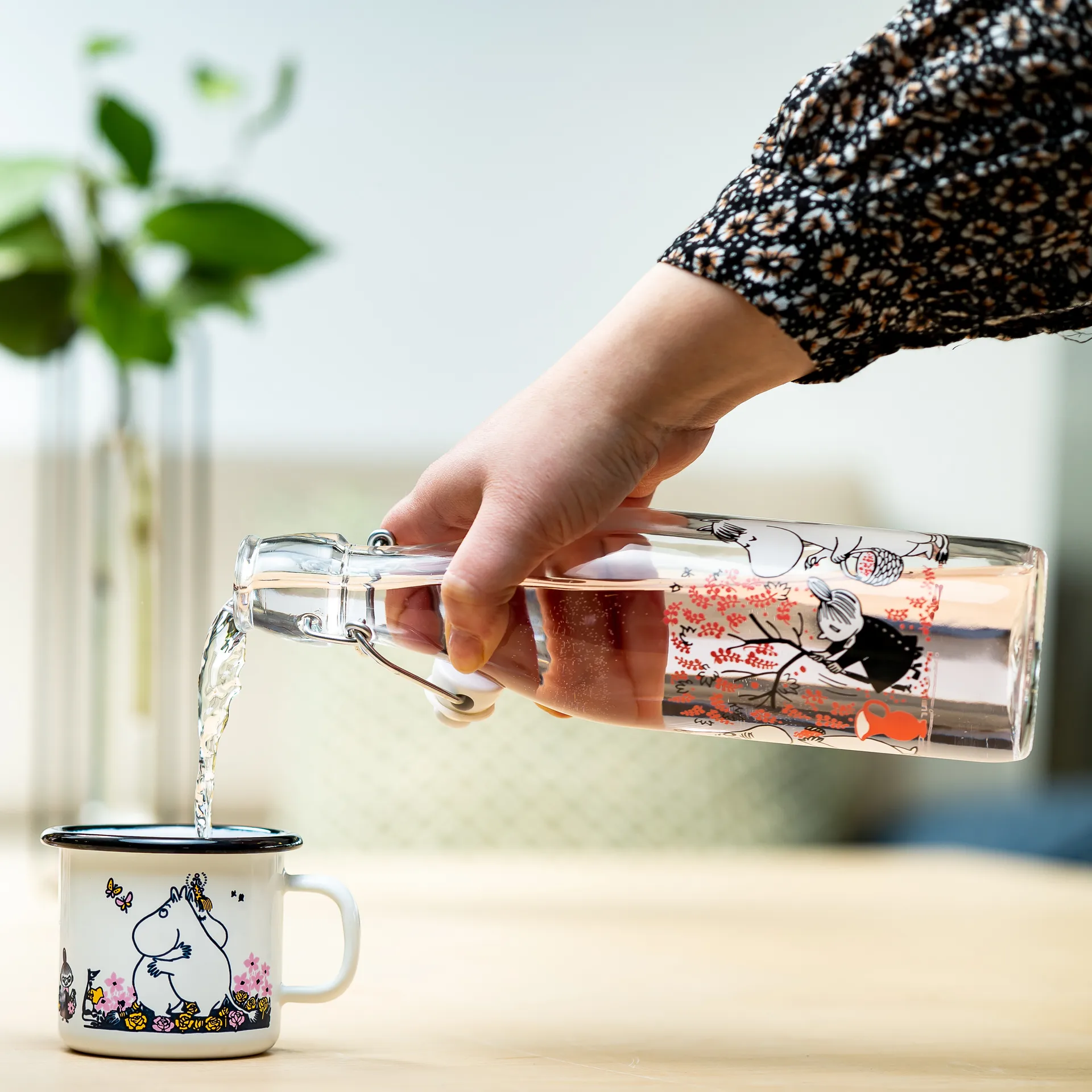 Muumi lasipullo 0,5 l, Berries Muurla