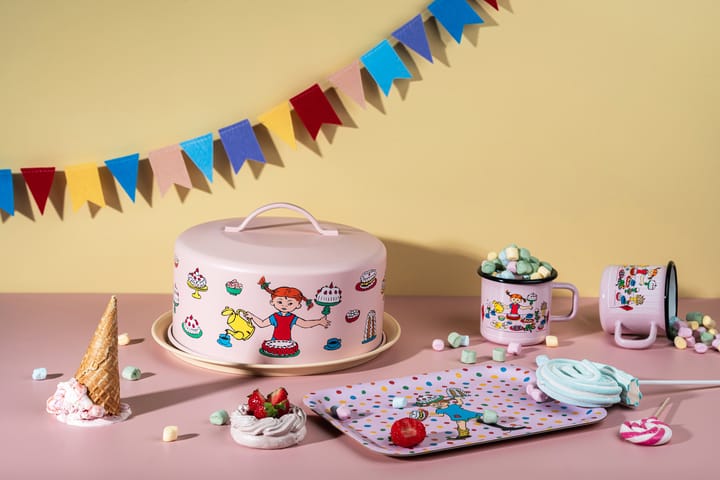 Pippi kakkutarjotin kupolilla, Syntymäpäivä Muurla