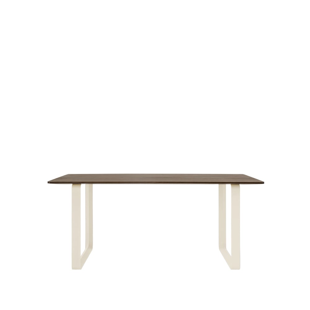 Muuto 70/70 ruokapöytä 170 x 85 cm Solid oak-Sand | Skandinaavinen Sisustus | Ruokapöydät | Beige