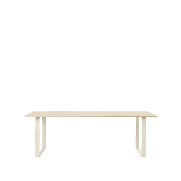 70/70 ruokapöytä 225 x 90 cm - Oak veneer-Plywood-Sand - Muuto