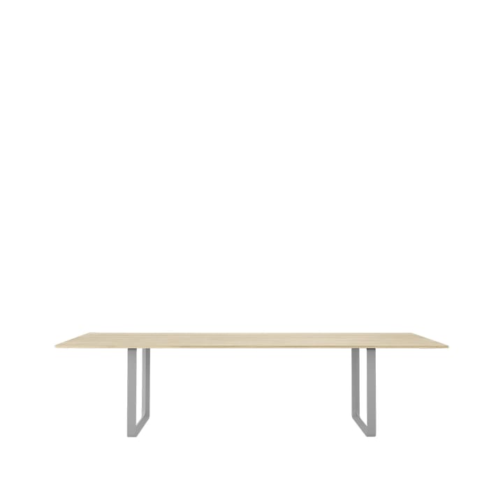 70/70 ruokapöytä 295 x 108 cm - Solid oak-Grey - Muuto