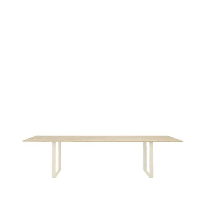 70/70 ruokapöytä 295 x 108 cm - Solid oak-Sand - Muuto