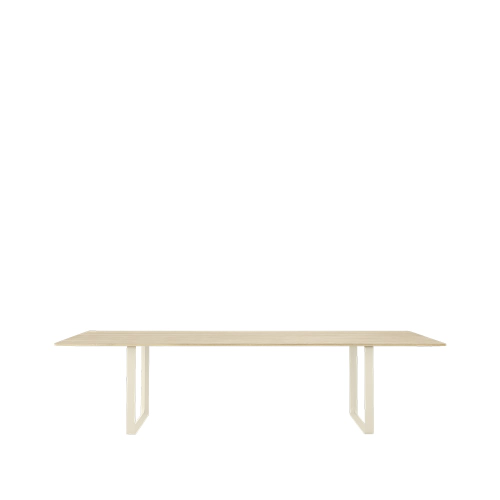 Muuto 70/70 ruokapöytä 295 x 108 cm Solid oak-Sand | Skandinaavinen Sisustus | Ruokapöydät | Beige