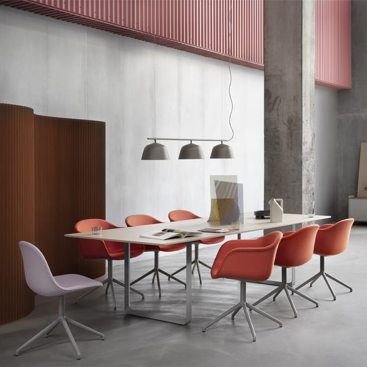 70/70 ruokapöytä 295 x 108 cm, Solid smoked oak-Grey Muuto