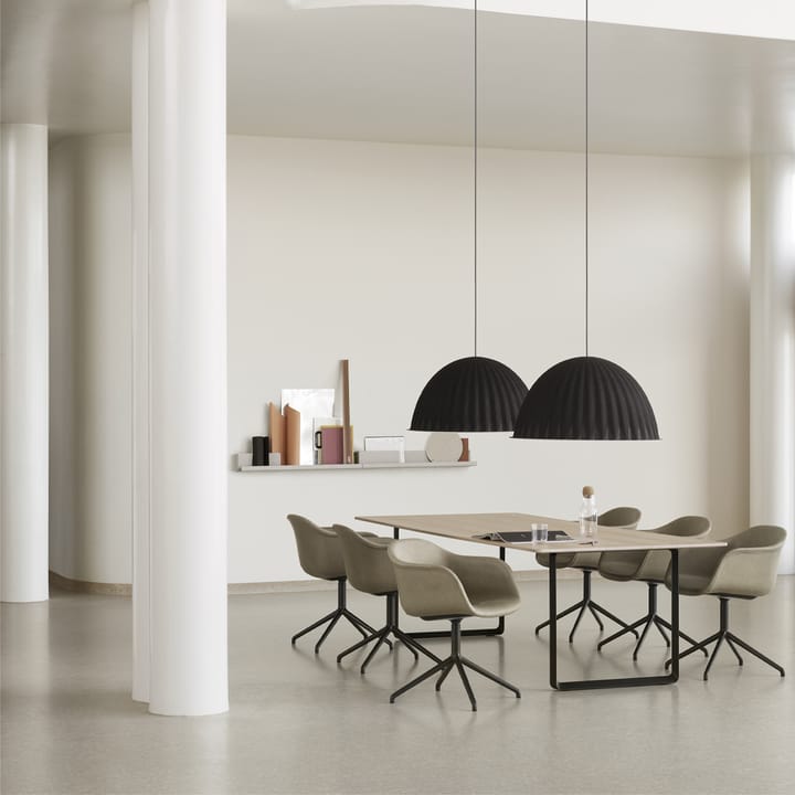 70/70 ruokapöytä 295 x 108 cm, Solid smoked oak-Grey Muuto