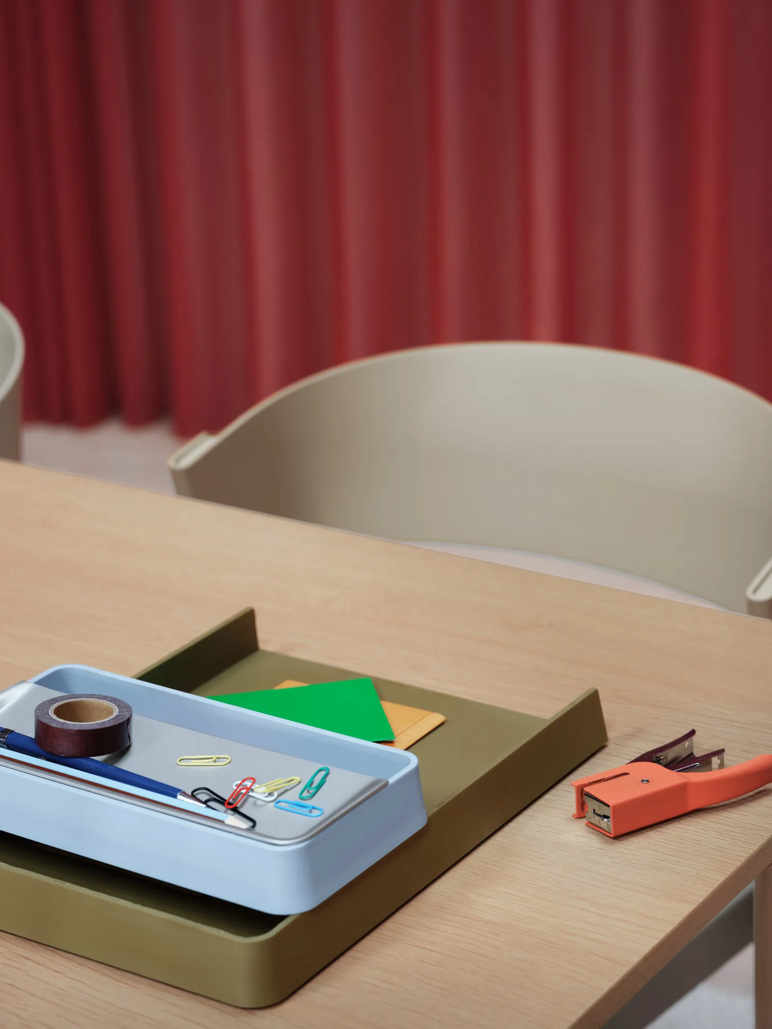 Arrange Desktop -säilytyslaatikko, Configuration 2 multi colored Muuto