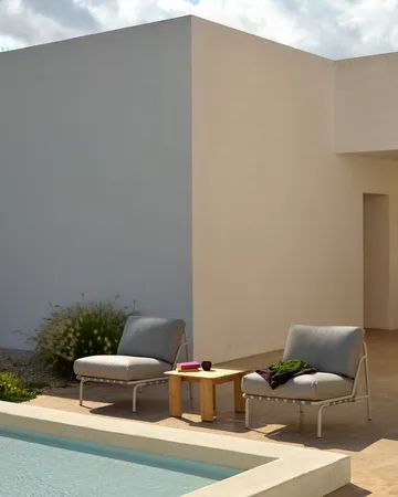 Assemble sohvapöytä - Teak, 55×55 cm - Muuto