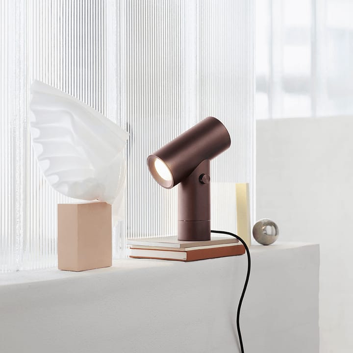 Beam pöytälamppu, ruskea Muuto
