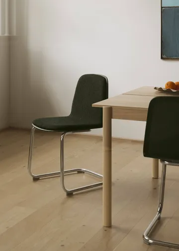 Brink Chair Cantilever Base tuoli - Musta - Muuto
