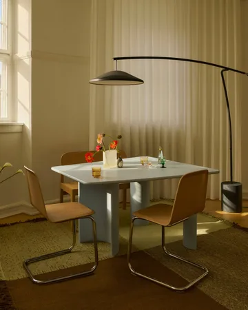 Contra lattiavalaisin - Anthracite black-betoni, 188 cm - Muuto