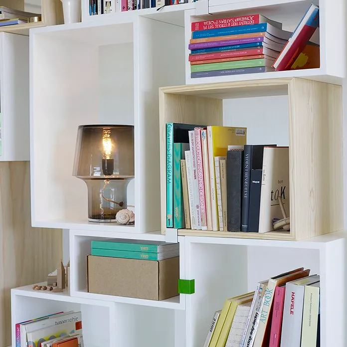 Cosy in grey -pöytävalaisin, harmaa Muuto