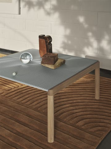 Couple 1 Plain-1 Wavy -sohvapöytä 80 x 84 x 40 cm - Pale blue-oak - Muuto