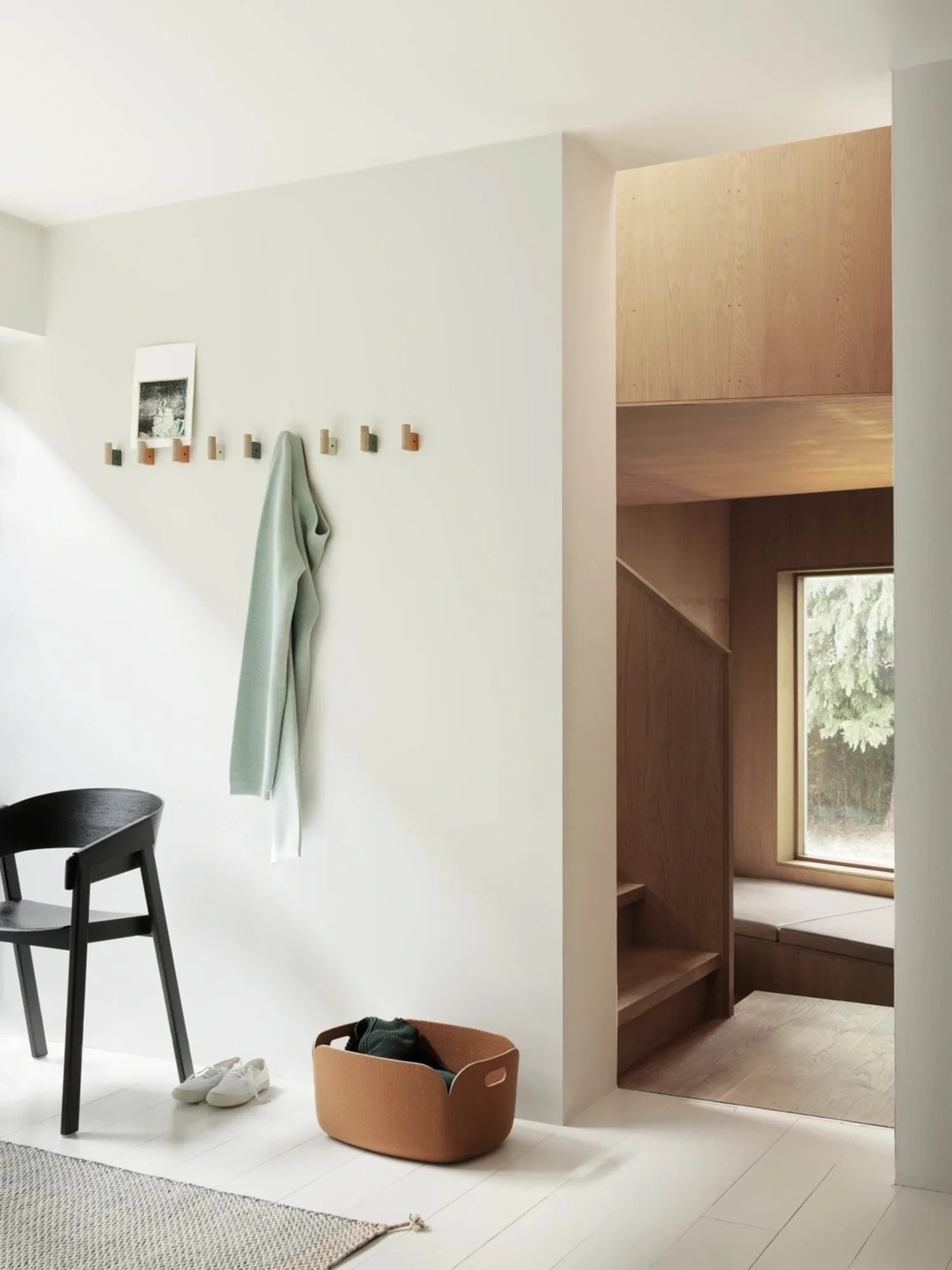 Cover Armchair, musta Muuto
