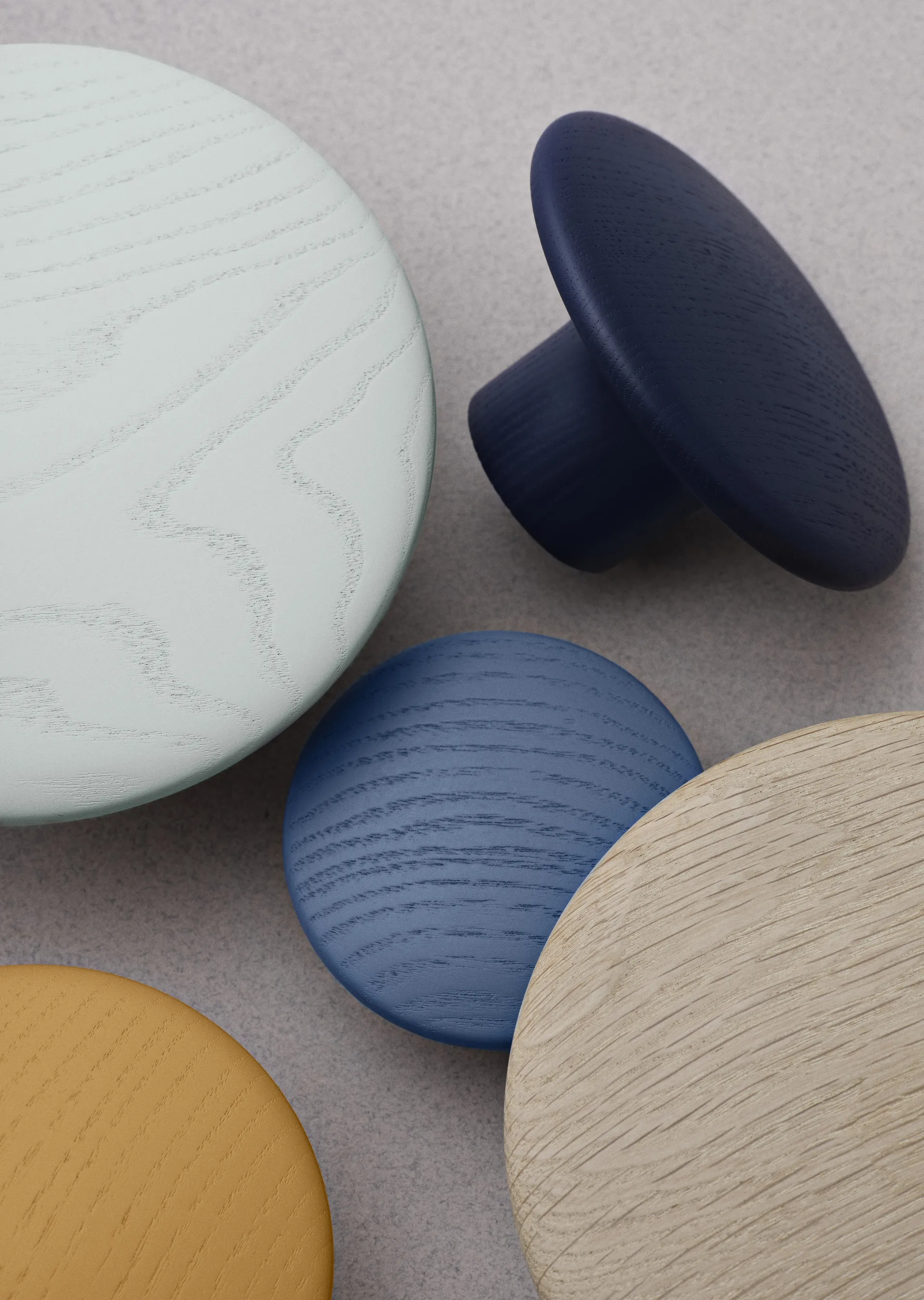 Dots wood -koukku sage green, Ø 6,5 cm Muuto