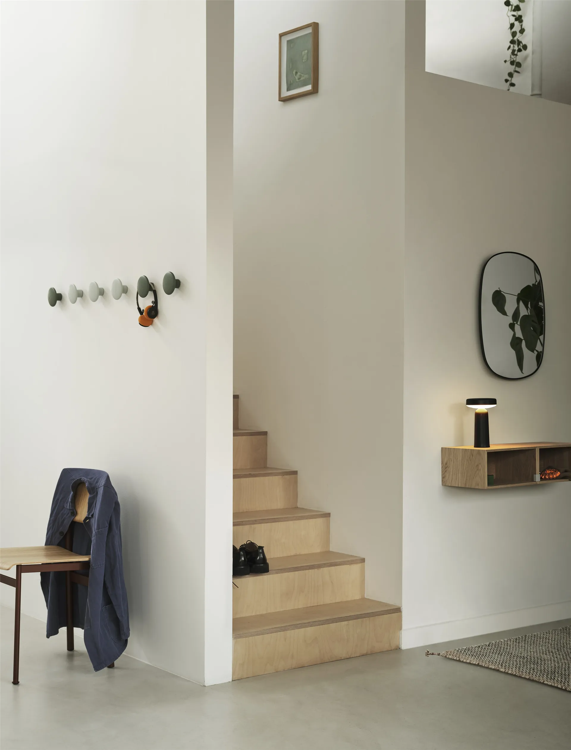Ease kannettava pöytävalaisin 21,5 cm, Black Muuto