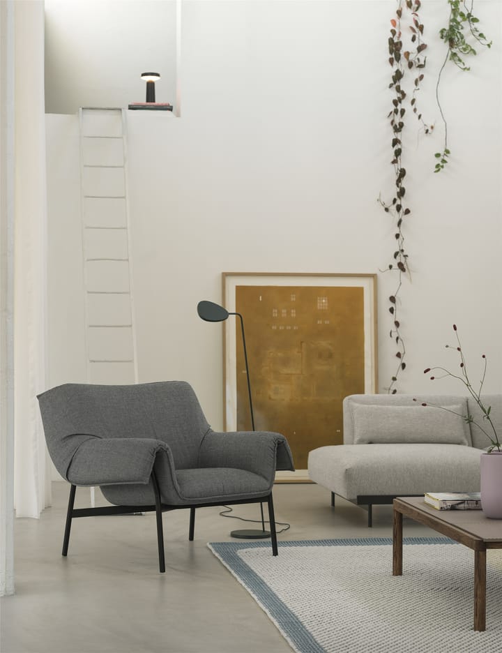 Ease kannettava pöytävalaisin 21,5 cm, Black Muuto