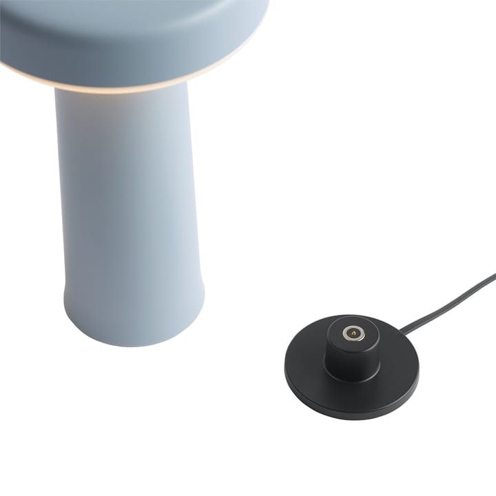 Ease kannettava pöytävalaisin 21,5 cm, Light blue Muuto
