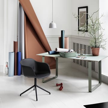 Fiber armchair swivel base with return toimistotuoli - Grey, harmaa runko - Muuto