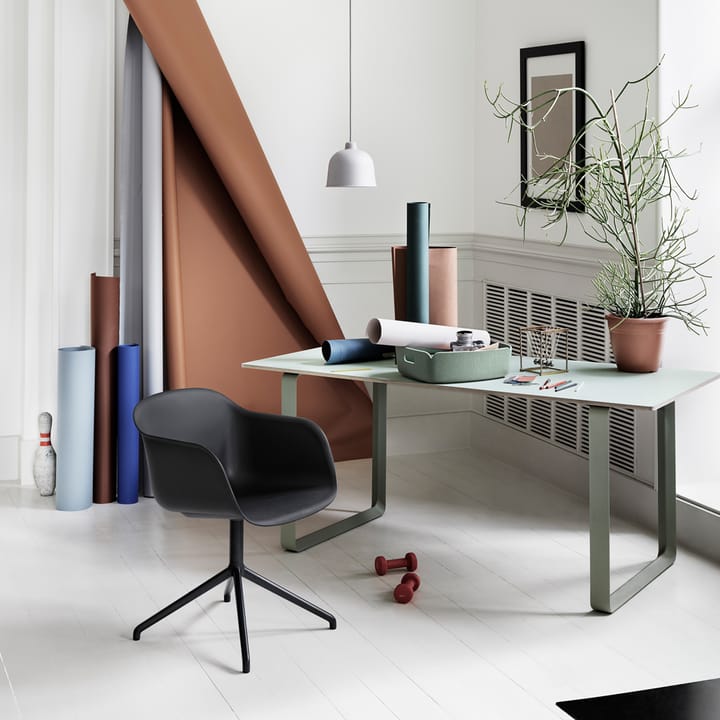 Fiber armchair swivel base with return toimistotuoli - White, valkoinen runko - Muuto