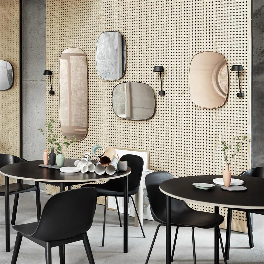 Framed peili, Taupe, 59x44 cm Muuto