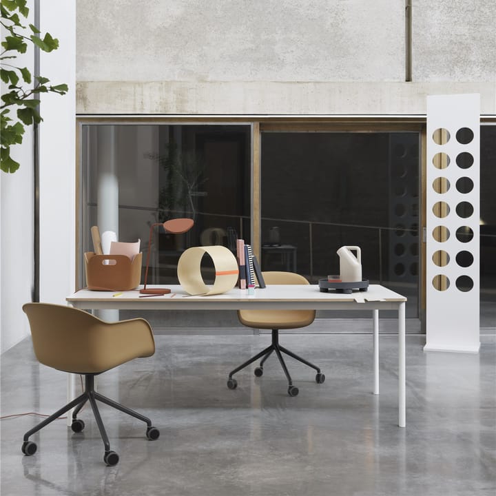 Leaf pöytälamppu valkoinen, Copper brown Muuto