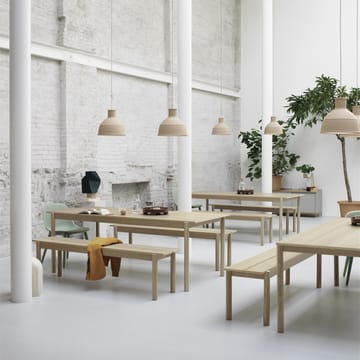 Linear penkki, tammi - 170 cm - Muuto